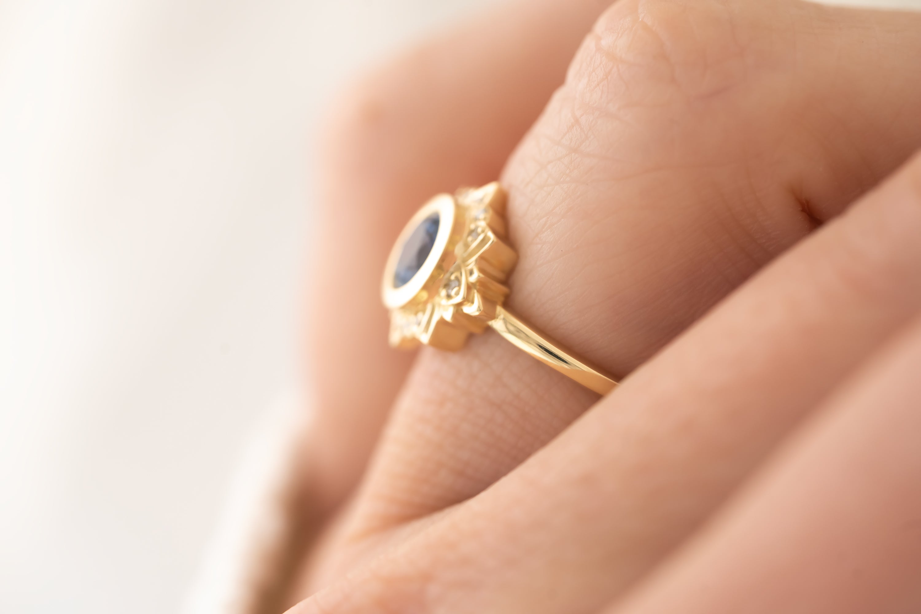 The Lotus Ring - 1 CT Round Blue Sapphire - Lavender Creek Gems