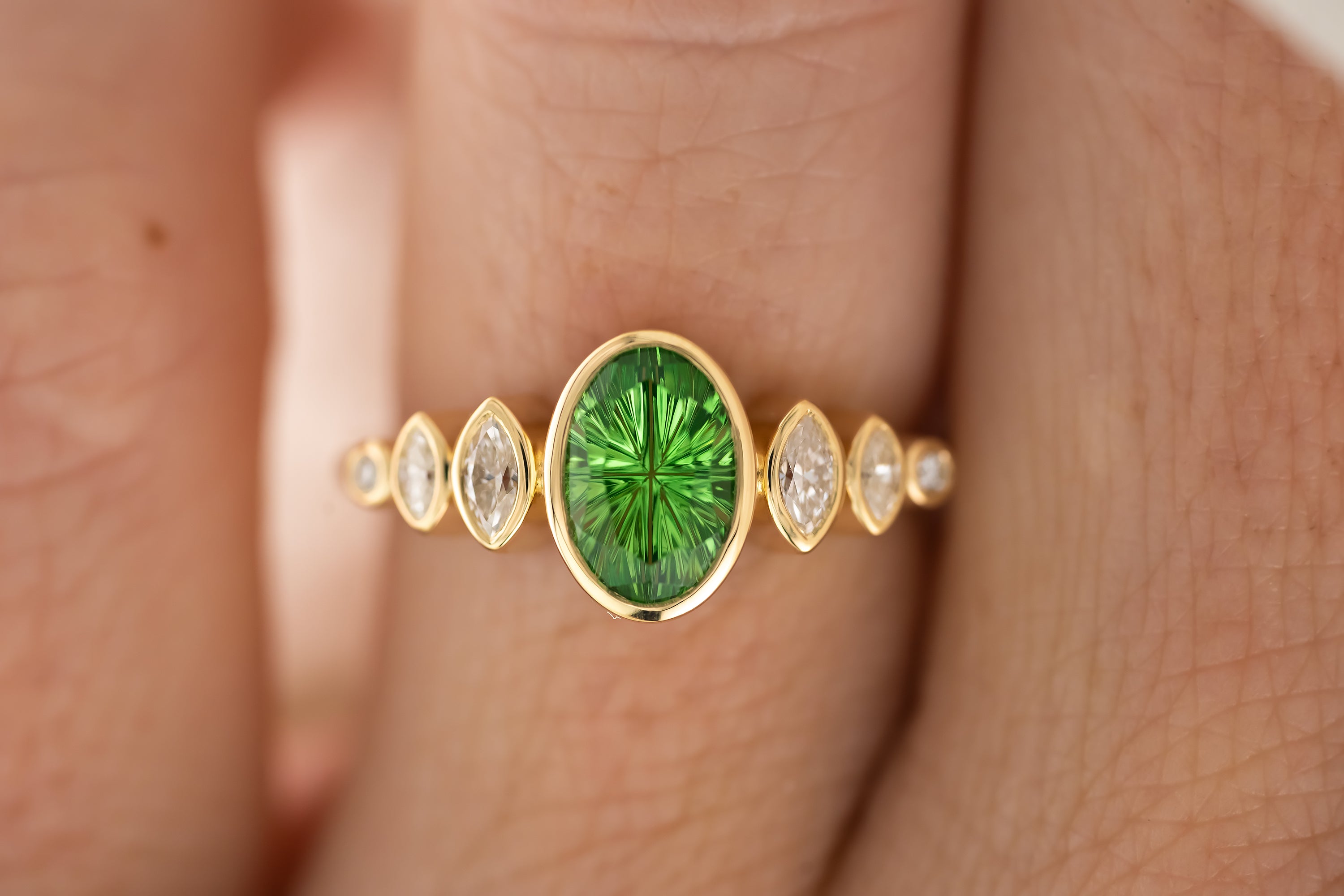 The Solstice Ring | 1.6 CT Oval Starbrite™ Tsavorite - Lavender Creek Gems