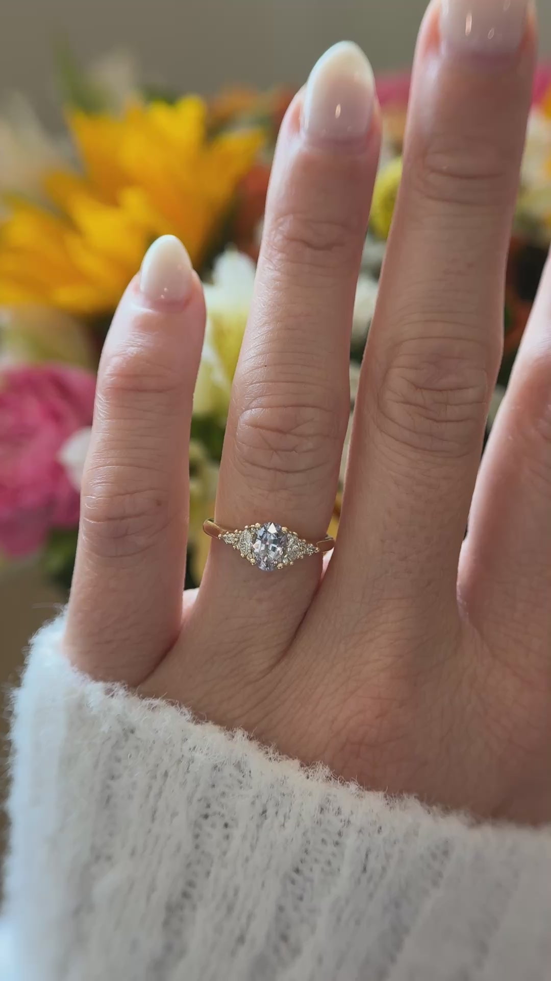 The Maeve Ring | 0.85 CT Oval Pastel Purple Sapphire