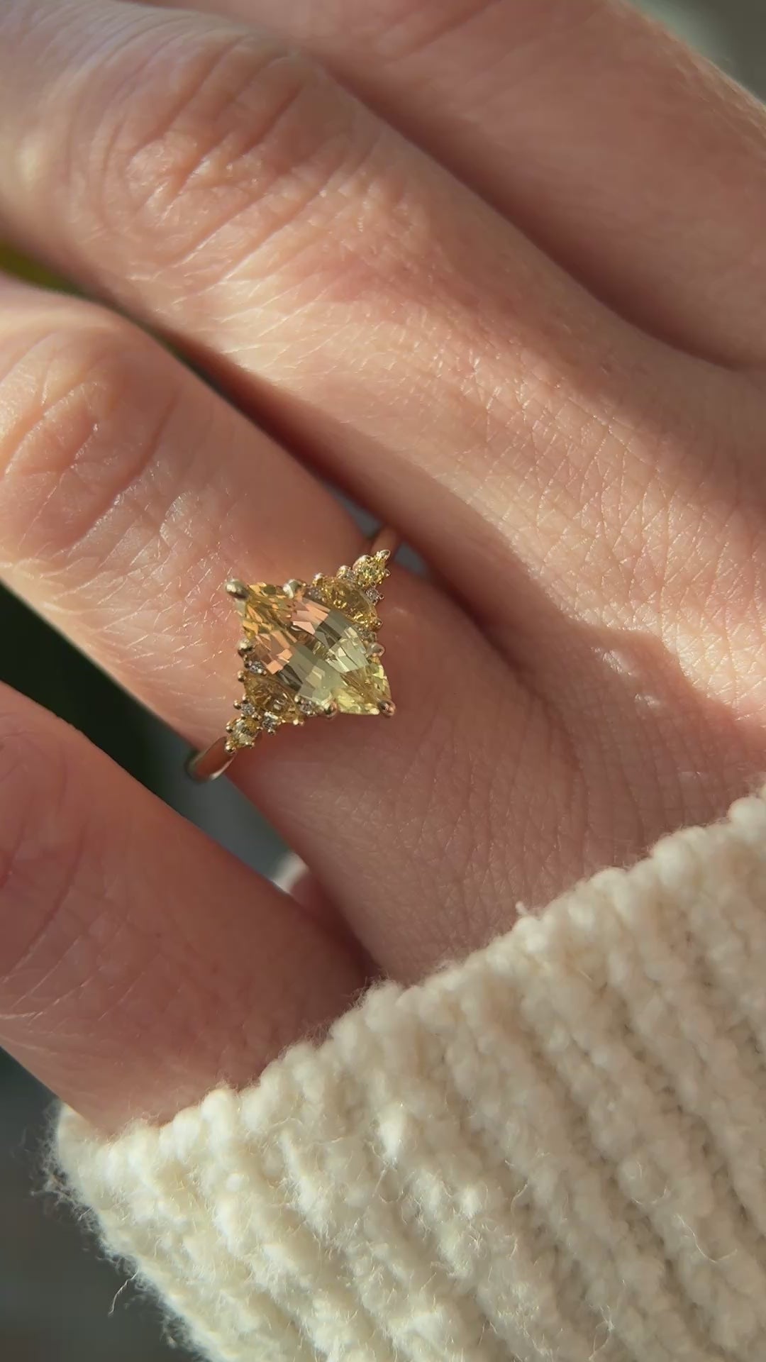The Maeve Ring | 1.25 CT Marquise Yellow Sapphire