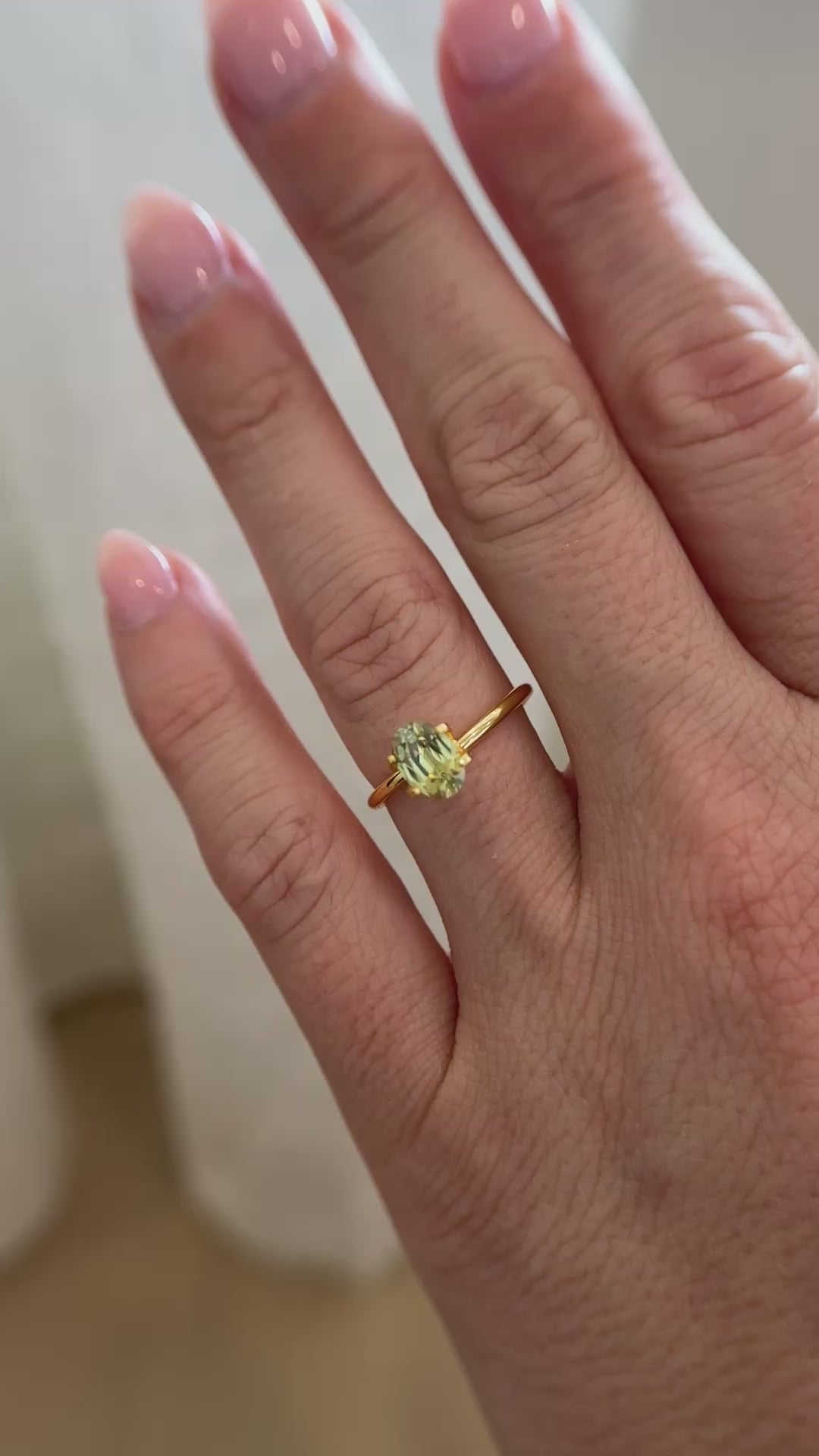 1.23 CT Oval Cut Green Sapphire