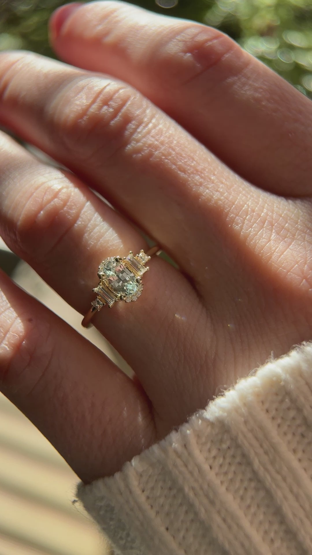 The Sura 0.98 CT Oval Mint Green Sapphire Ring