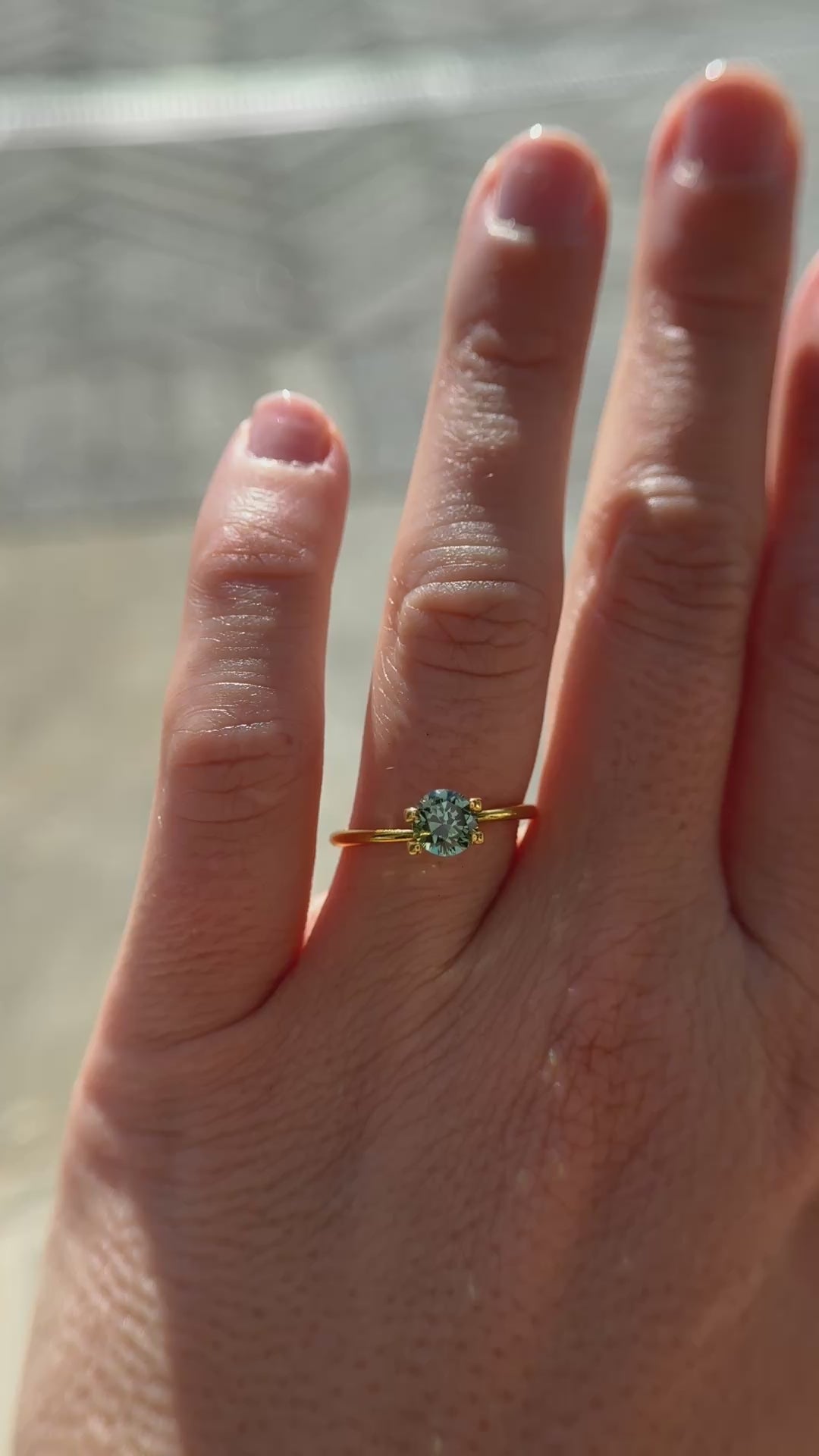 1.1 CT Round Cut Green Sapphire