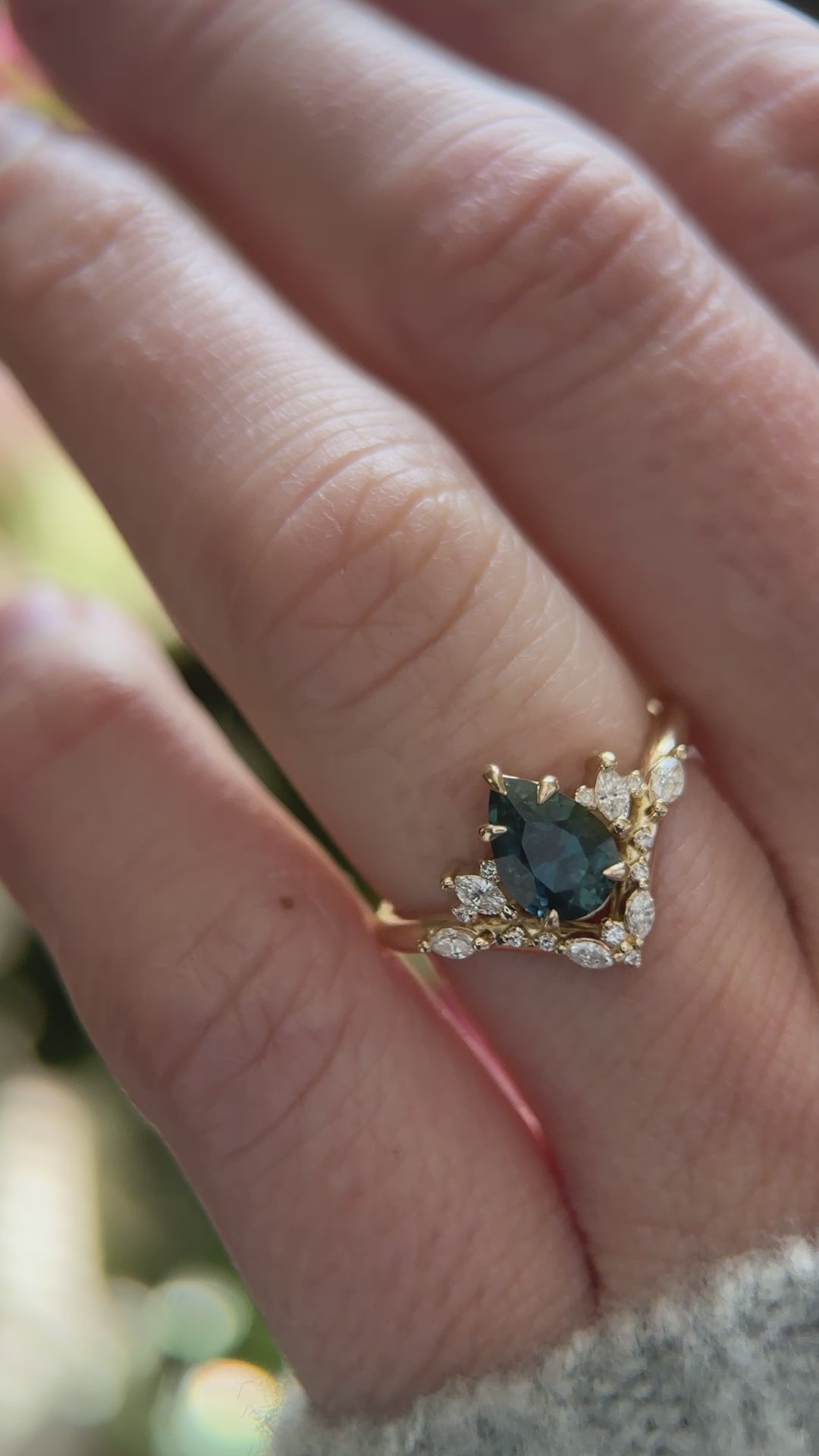 The Aurora - 1.33 CT Pear Teal Sapphire Ring
