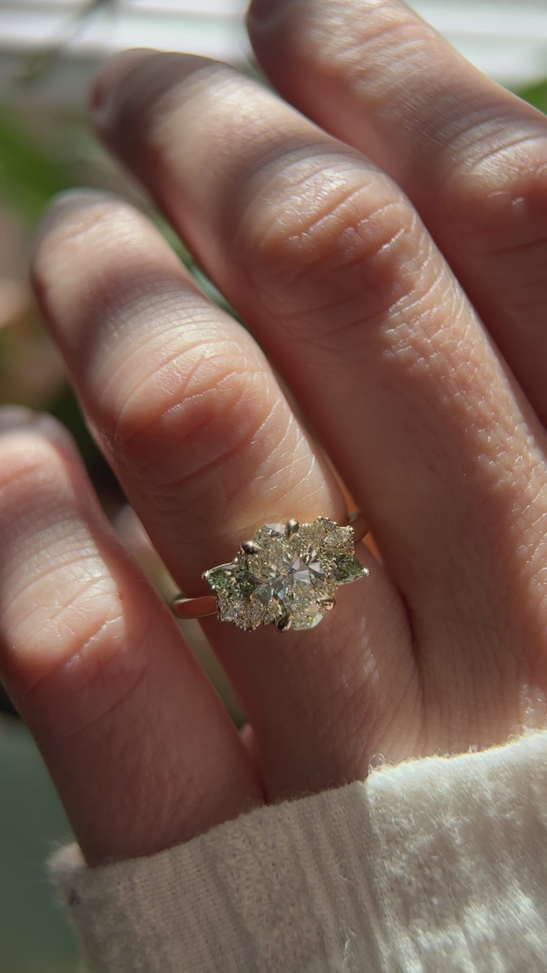 The Fleur Ring | Oval - Green Sapphire Accents