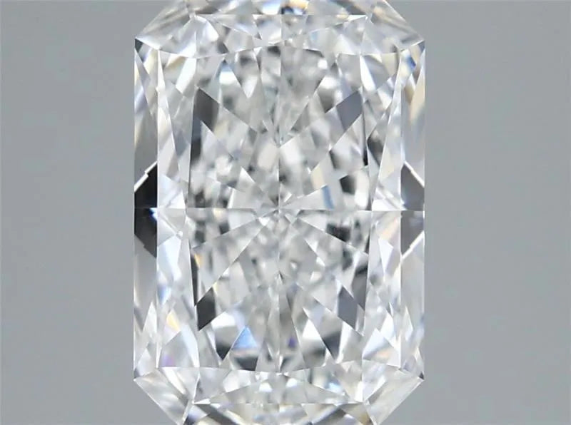 1.67ct Radiant Lab Grown Diamond (Colour E, Clarity VVS2, IGI Certified)