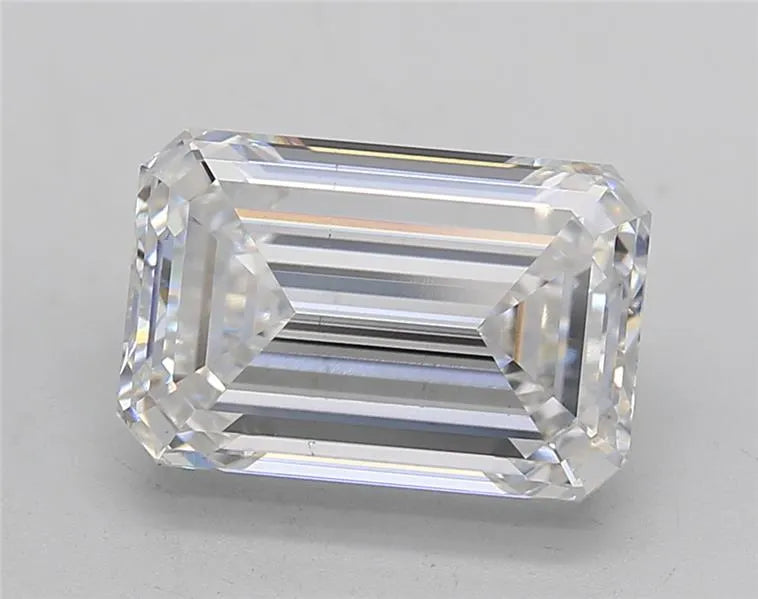 3.90ct Emerald Lab Grown Diamond (Colour F, Clarity VS1, IGI Certified)