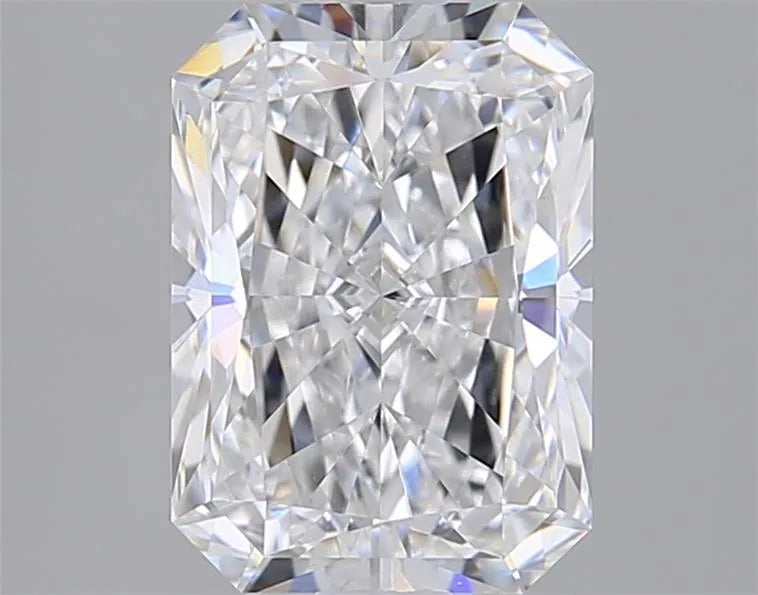 2.04ct Radiant Lab Grown Diamond (Colour E, Clarity VVS2, IGI Certified)