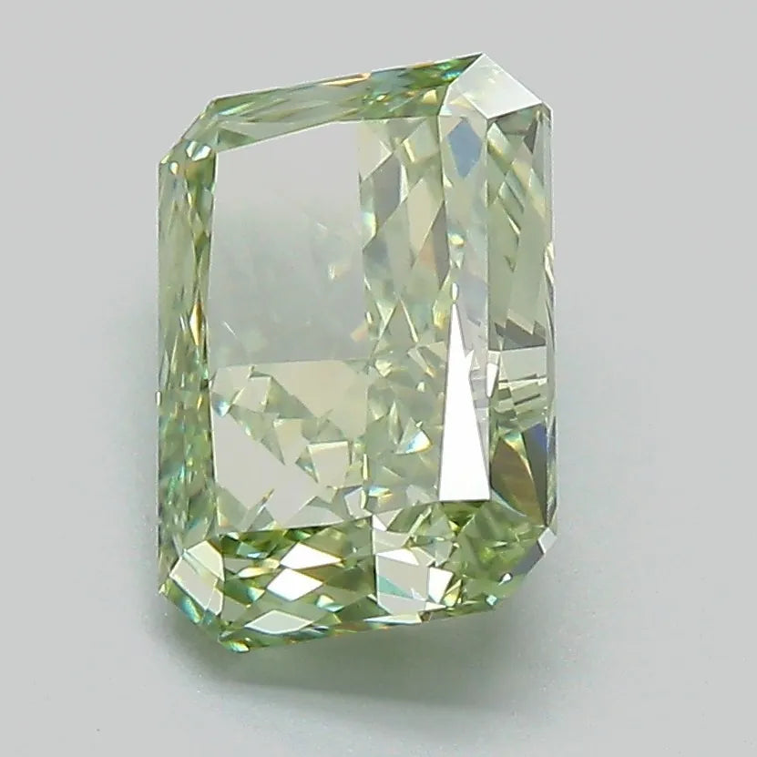 2.51ct Radiant Lab Grown Diamond (Colour Fancy Vivid Green, Clarity VVS2, IGI Certified)
