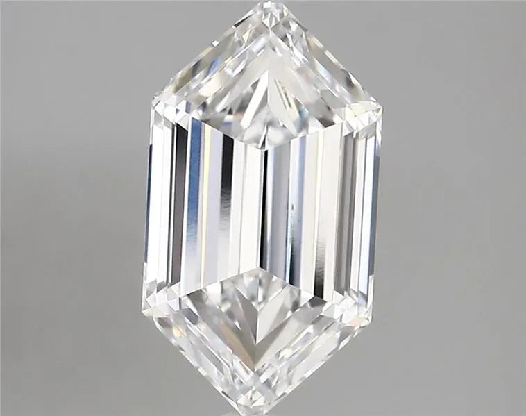 2.88ct Hexagonal Lab Grown Diamond (Colour E, Clarity VVS2, IGI Certified)