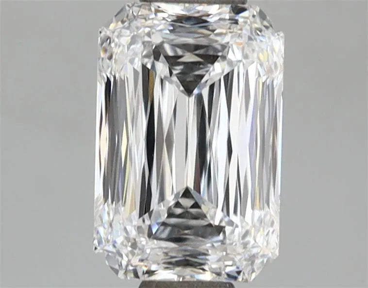 1.59ct Radiant Lab Grown Diamond (Colour D, Clarity VVS2, IGI Certified)