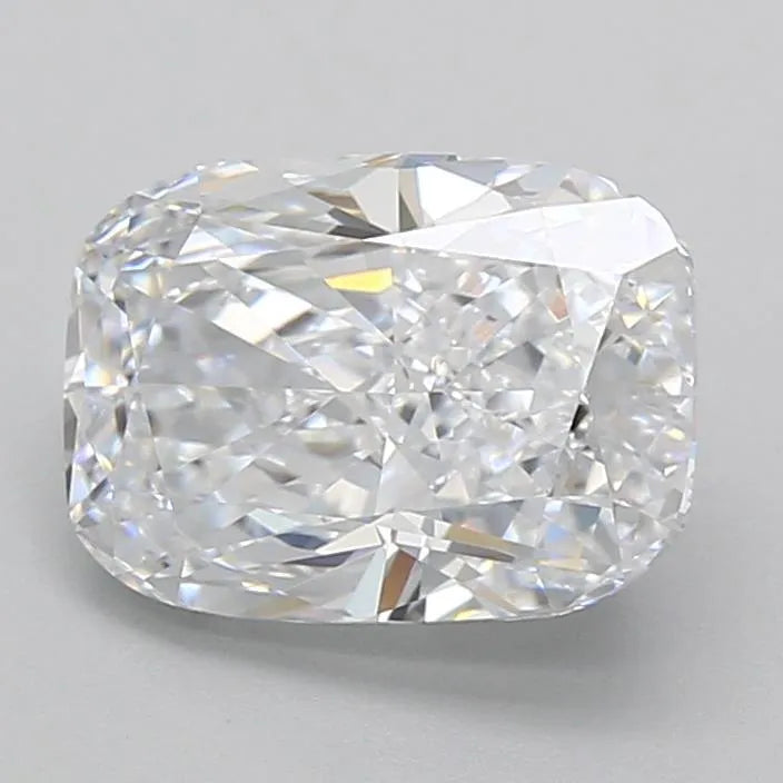 3.02ct Cushion modified Lab Grown Diamond (Colour D, Clarity VVS1, IGI Certified)