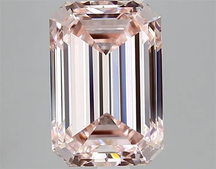 3.08ct Emerald Lab Grown Diamond (Colour Fancy Pink, Clarity VVS2, IGI Certified)