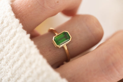 The Bezel Ring | 1.3 CT Emerald Cut Chrome Tourmaline - Lavender Creek Gems 