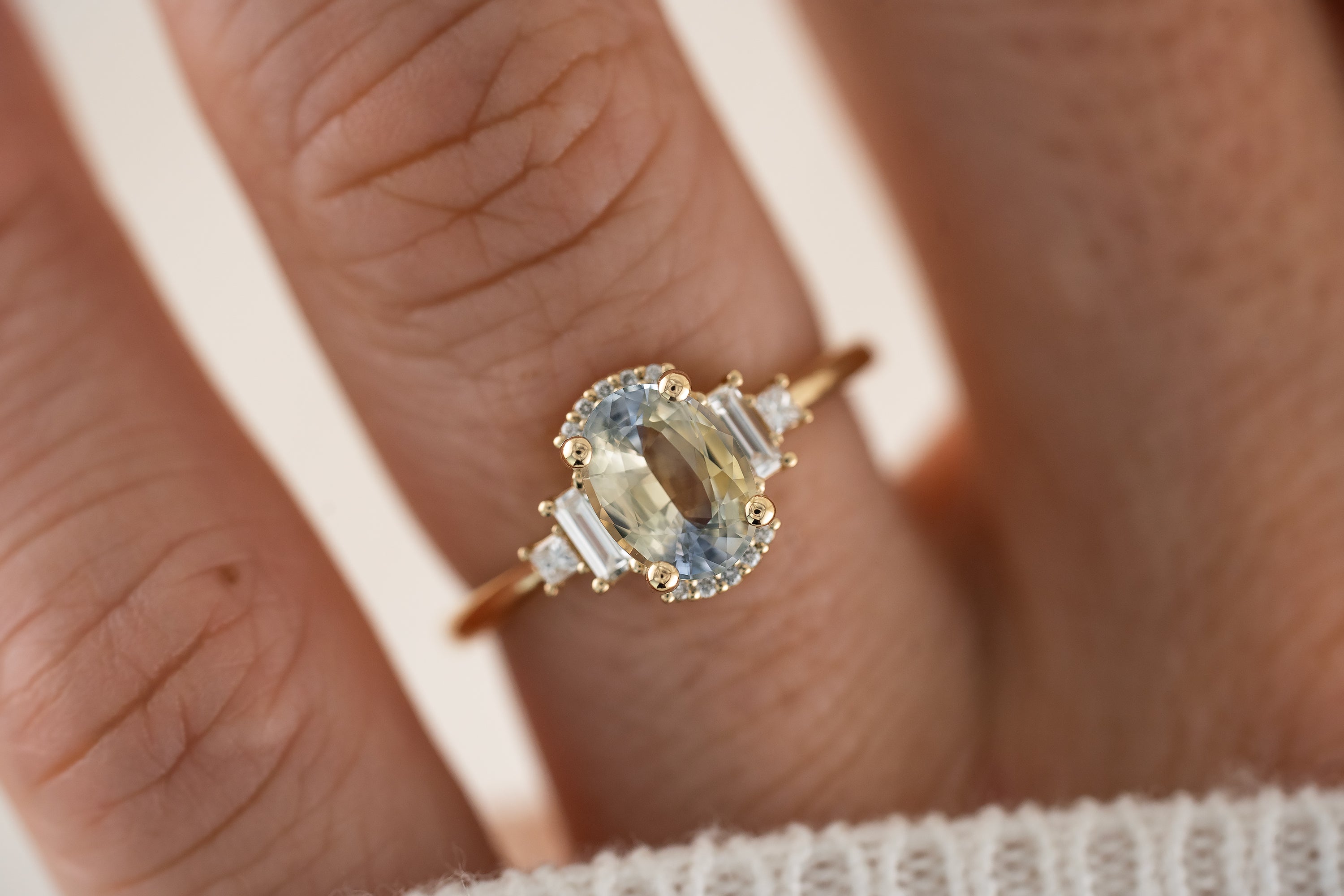 The Sura Ring |1.45 CT Oval Bicolor Sapphire - Lavender Creek Gems 