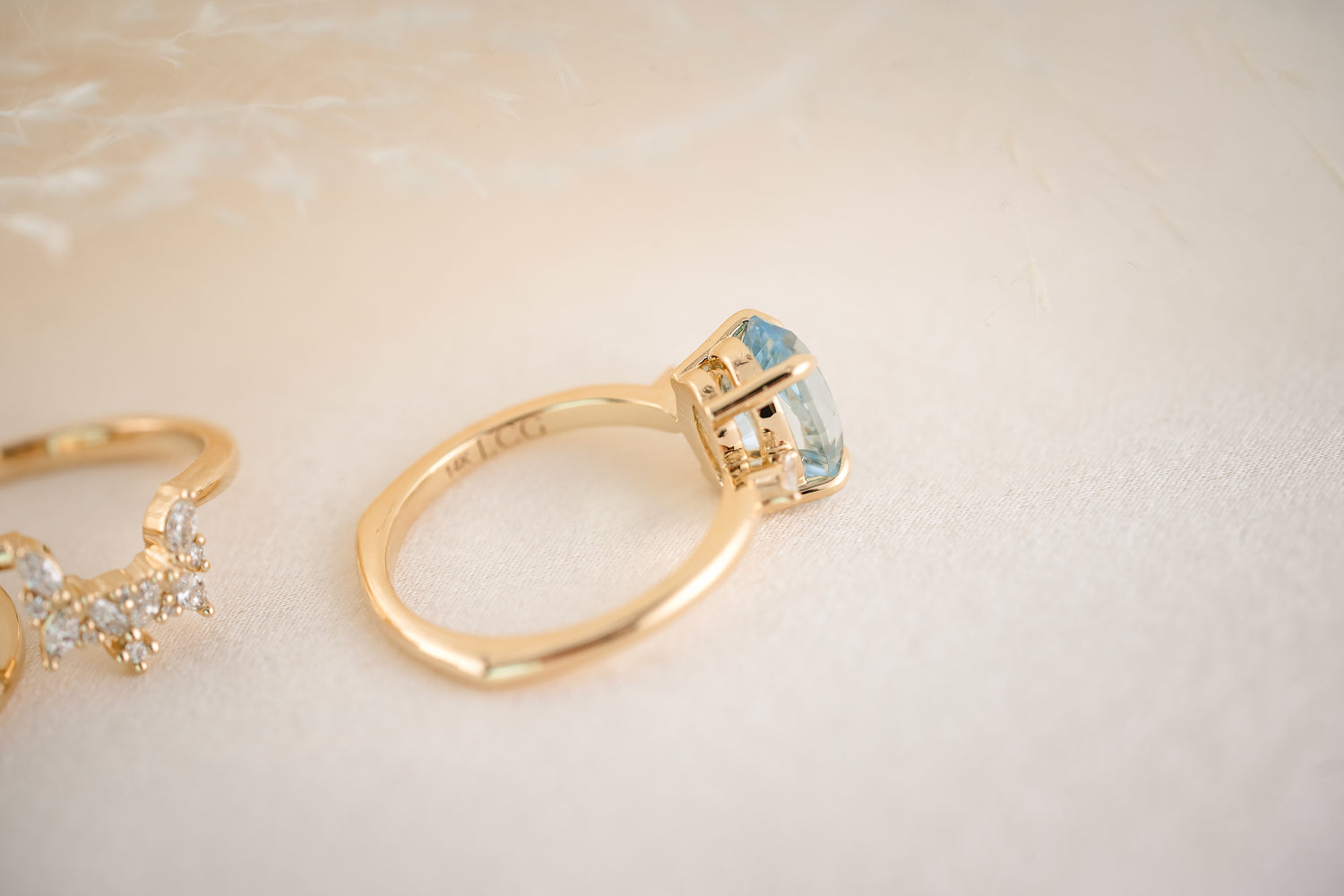 The Venus 2.07 CT Oval Aquamarine Wedding Set - Lavender Creek Gems 