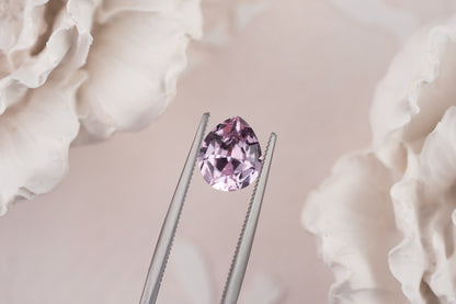 1.76 CT Pear Light Pinkish Purple Sapphire