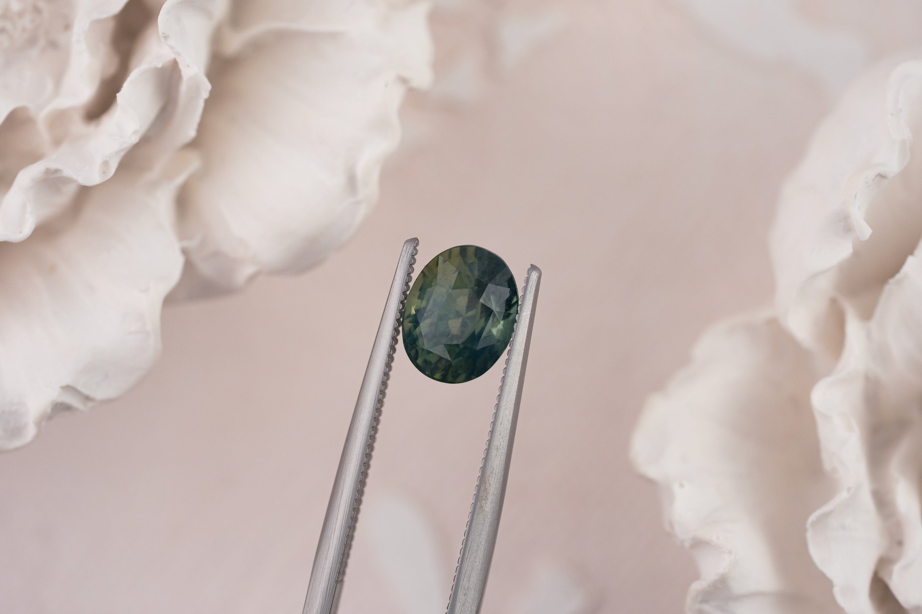 1.99 CT Oval Opalescent Green/Teal Sapphire