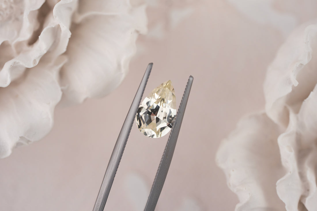 1.62 CT Pear Light Yellow Sapphire