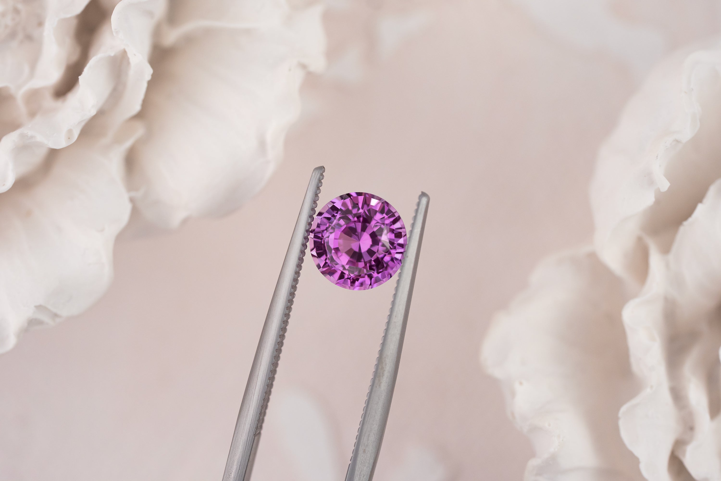 1.68 CT Round Pink Magenta Sapphire