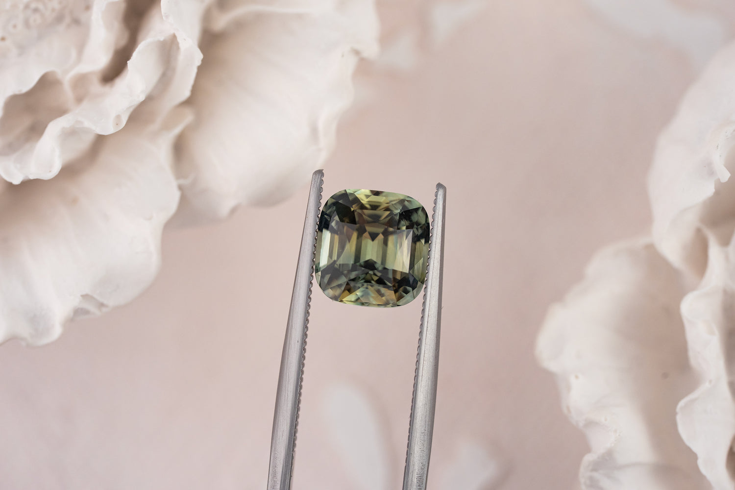 3.01 CT Cushion Bicolor Blue/Teal Sapphire - Lavender Creek Gems 