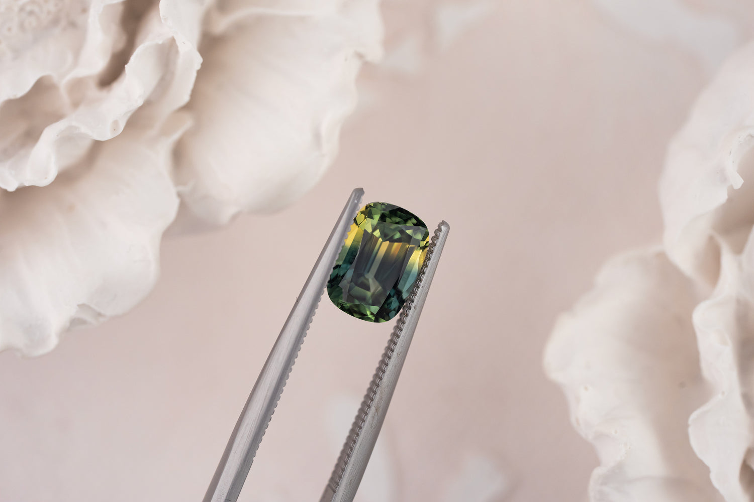 1.74 CT Elongated Cushion Parti/Bicolor Teal Sapphire - Lavender Creek Gems 