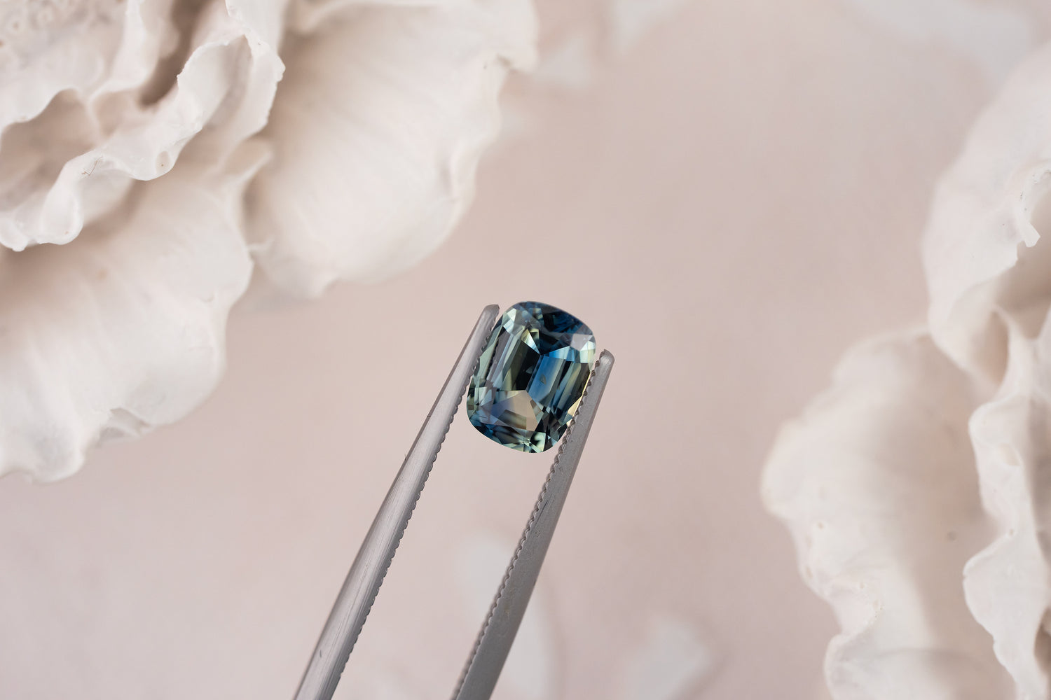 1.15 CT Elongated Cushion Bicolor Blue/Teal Sapphire - Lavender Creek Gems 