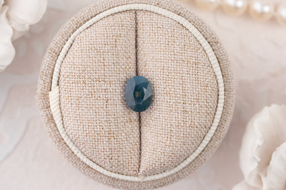 2.04 CT Oval Opalescent Teal Sapphire