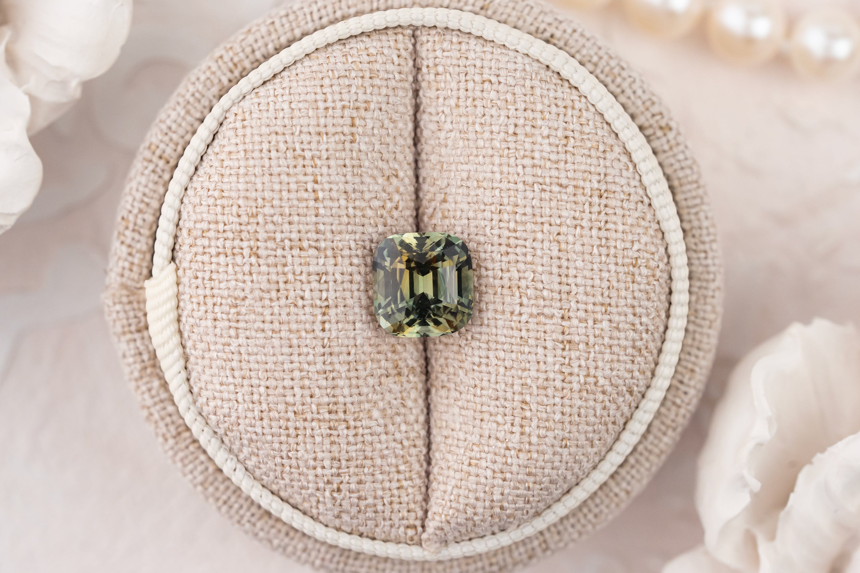 3.01 CT Cushion Bicolor Blue/Teal Sapphire - Lavender Creek Gems 