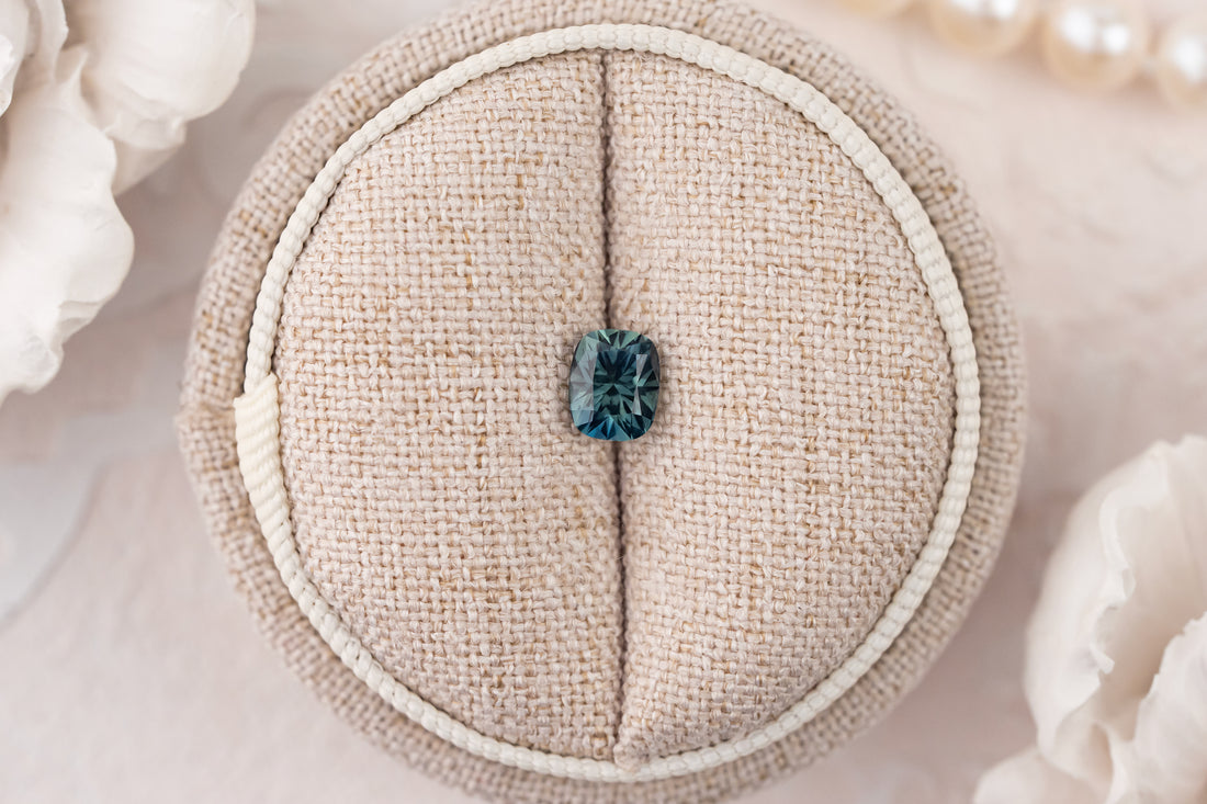 1.01 CT Elongated Cushion Navy Blue/Teal Sapphire - Lavender Creek Gems 