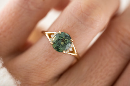 The Serendipity Ring | 2.9 CT Oval Teal Montana Sapphire