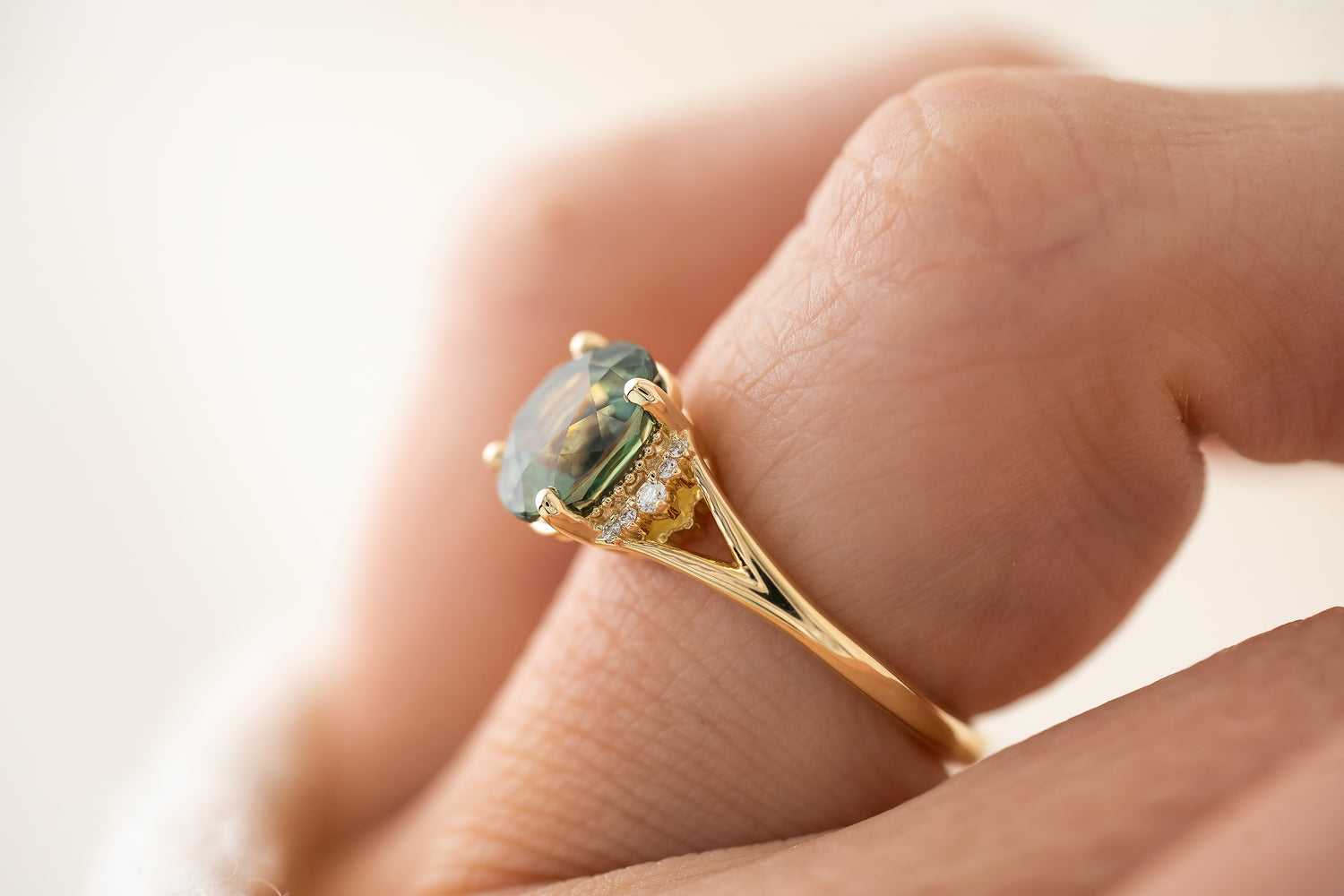 The Serendipity Ring | 2.9 CT Oval Teal Montana Sapphire