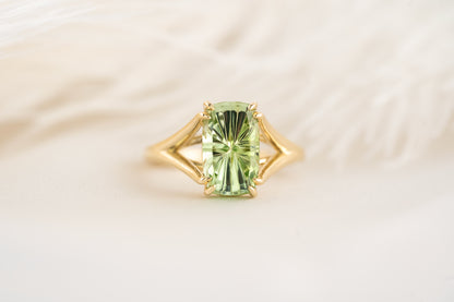 The Weaver Ring - 2.8 CT Apple Green Starbrite™ Tourmaline - Lavender Creek Gems 