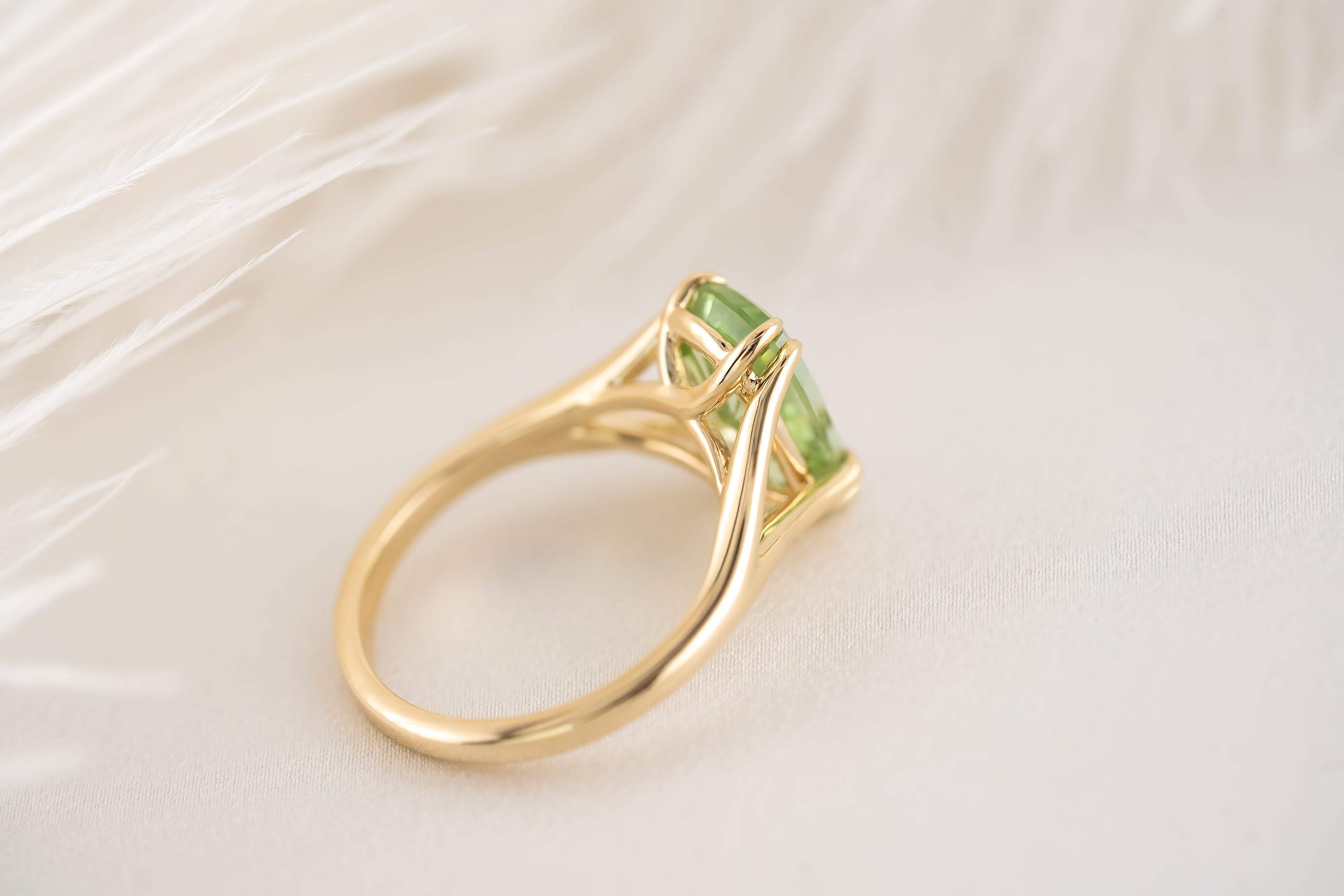 The Weaver Ring - 2.8 CT Apple Green Starbrite™ Tourmaline - Lavender Creek Gems 