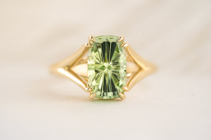 The Weaver Ring - 2.8 CT Apple Green Starbrite™ Tourmaline - Lavender Creek Gems 