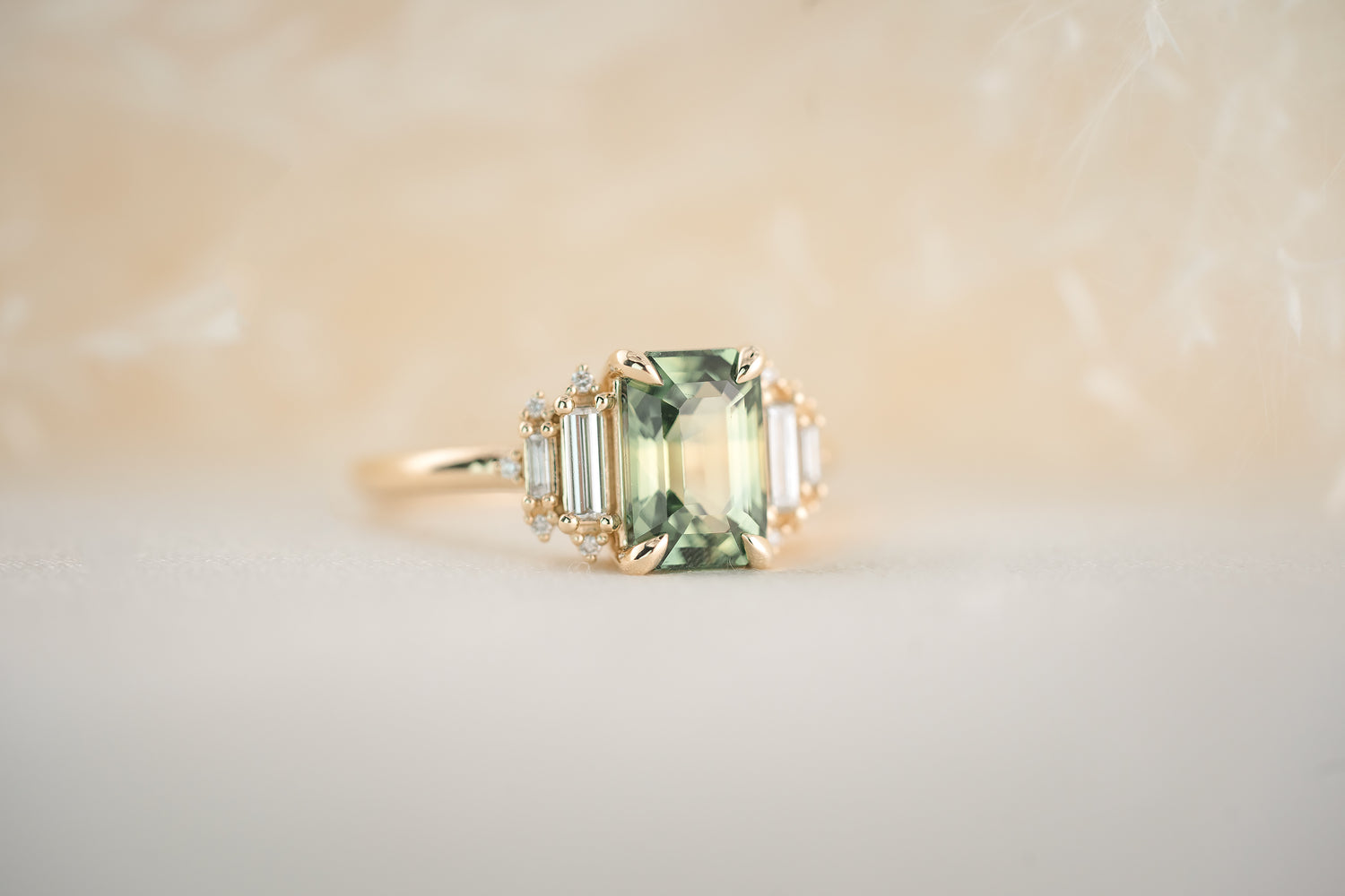 The Soleil 2.6 CT Bi-color Green Sapphire Ring - Lavender Creek Gems 