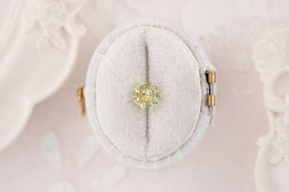 1.02 CT Round Starbrite™ Cut Light Green Bicolor Montana Sapphire - Lavender Creek Gems 