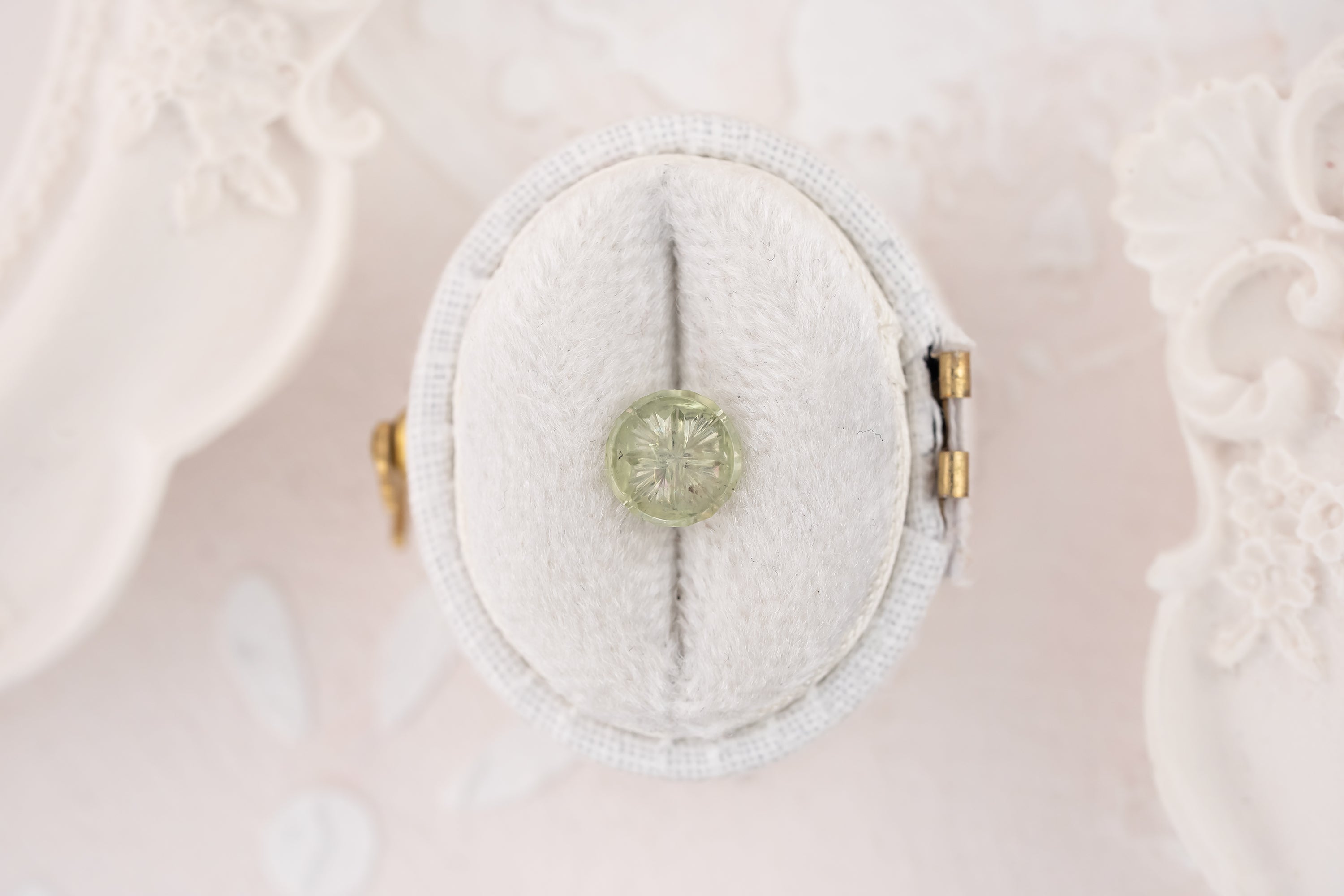 1.05 CT Round Starbrite™ Cut Light Green Shimmery Montana Sapphire - Lavender Creek Gems 