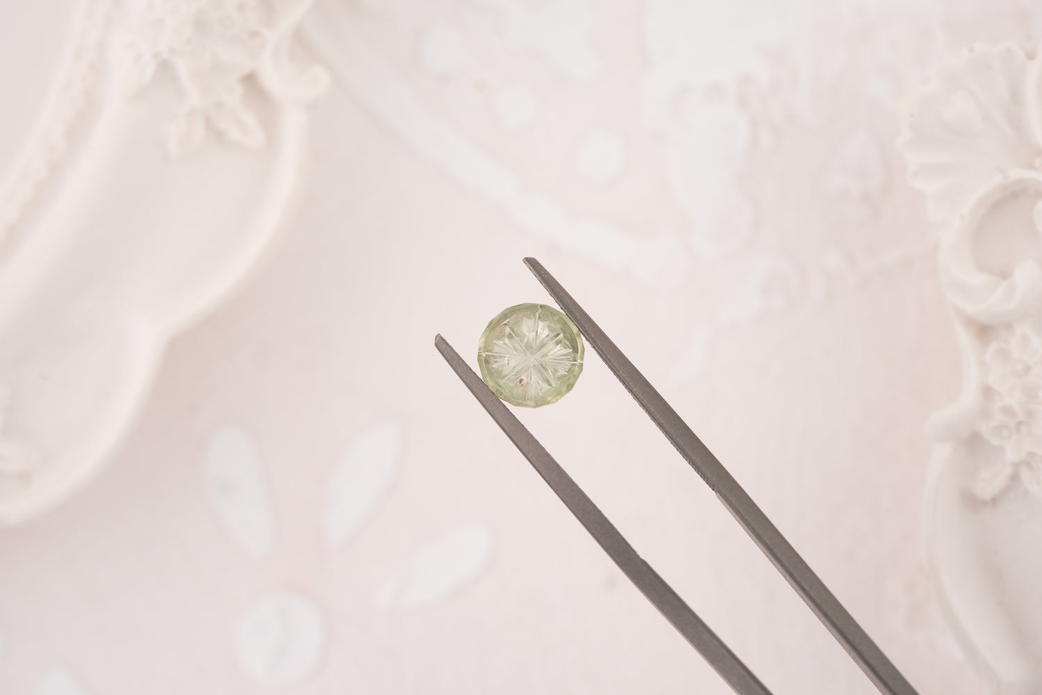 1.05 CT Round Starbrite™ Cut Light Green Shimmery Montana Sapphire - Lavender Creek Gems 