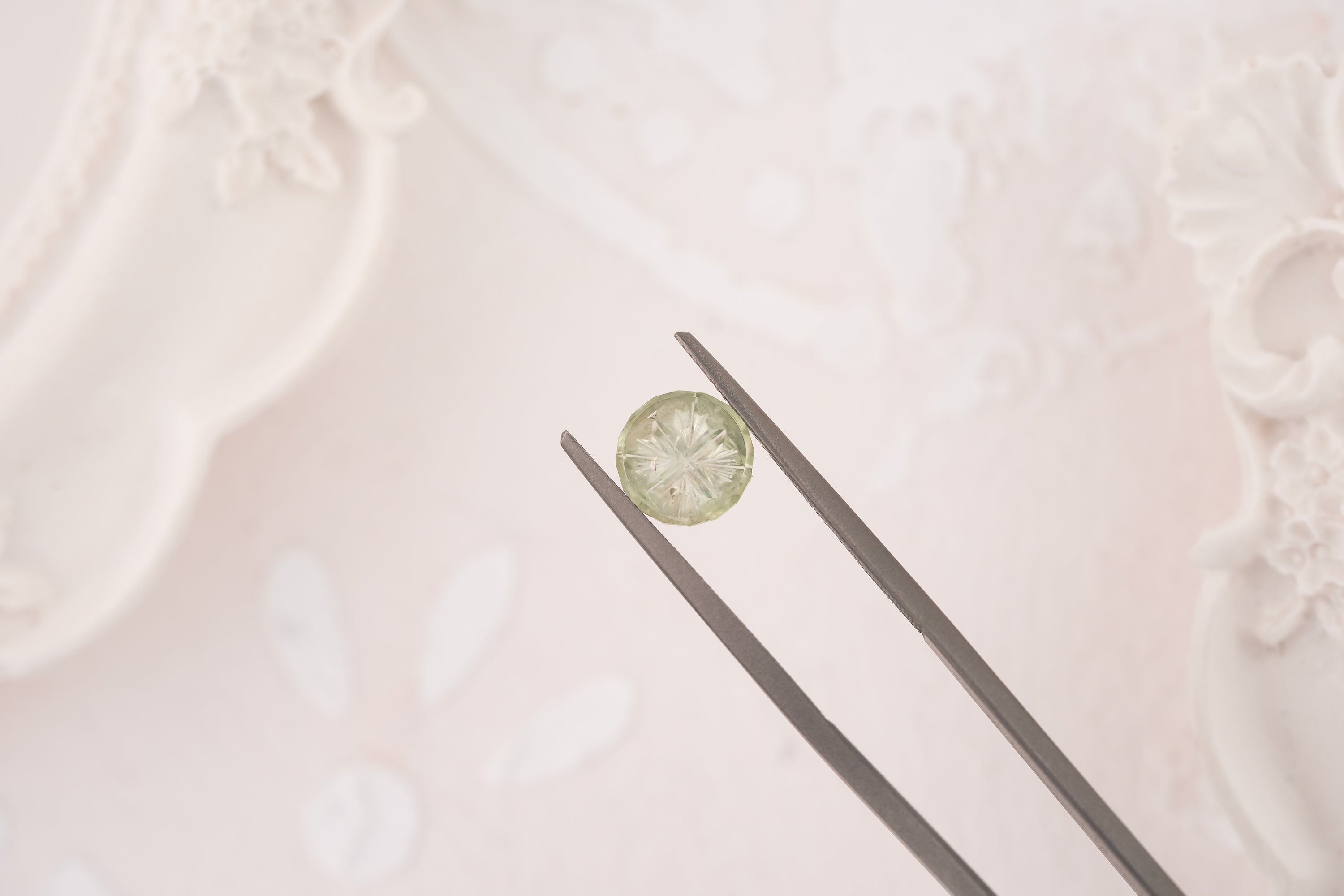 1.05 CT Round Starbrite™ Cut Light Green Shimmery Montana Sapphire - Lavender Creek Gems 