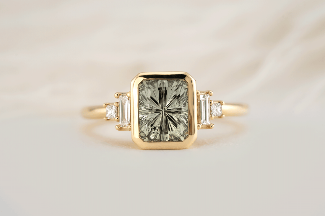 The Bezel Mira Ring | 2.39 CT Rectangular Starbrite™ Mint Sapphire - Lavender Creek Gems