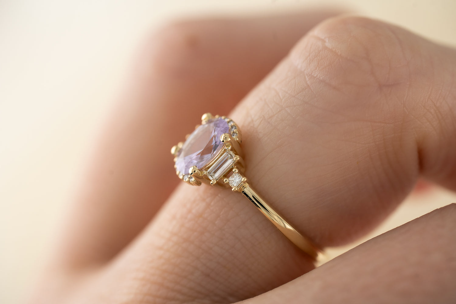 The Sura 1 CT Oval Pastel Purple Sapphire Ring - Lavender Creek Gems 