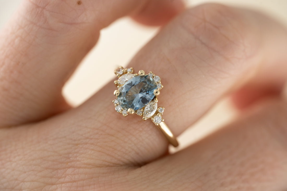 The Naevia 1.15 CT Oval Light Blue Sapphire Ring - Lavender Creek Gems 