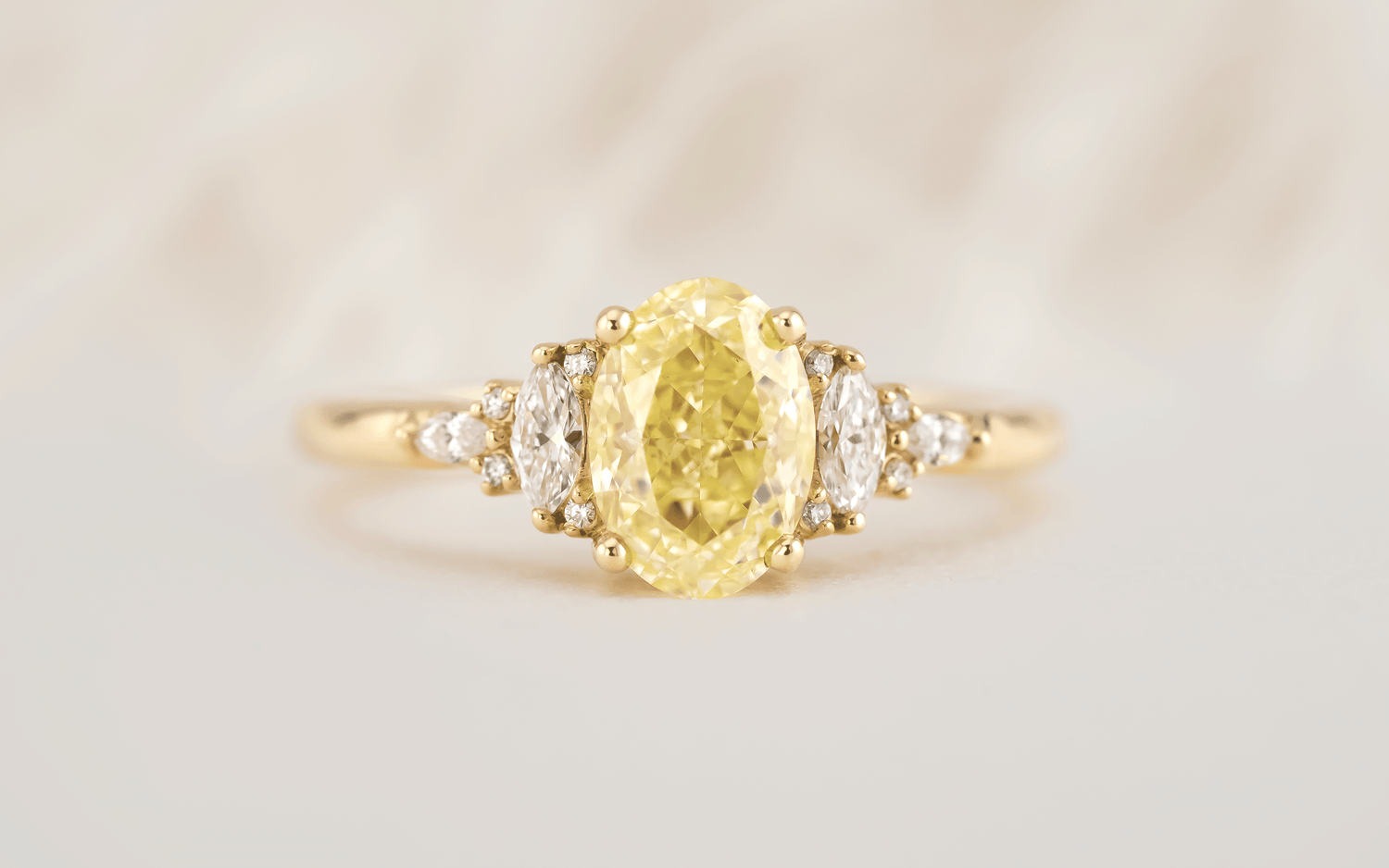 The Low Maeve Ring | 1.57 CT Oval Yellow Diamond