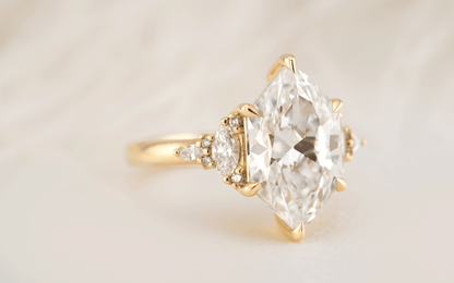 The Low Maeve Ring | 4.1 CT Duchess Diamond