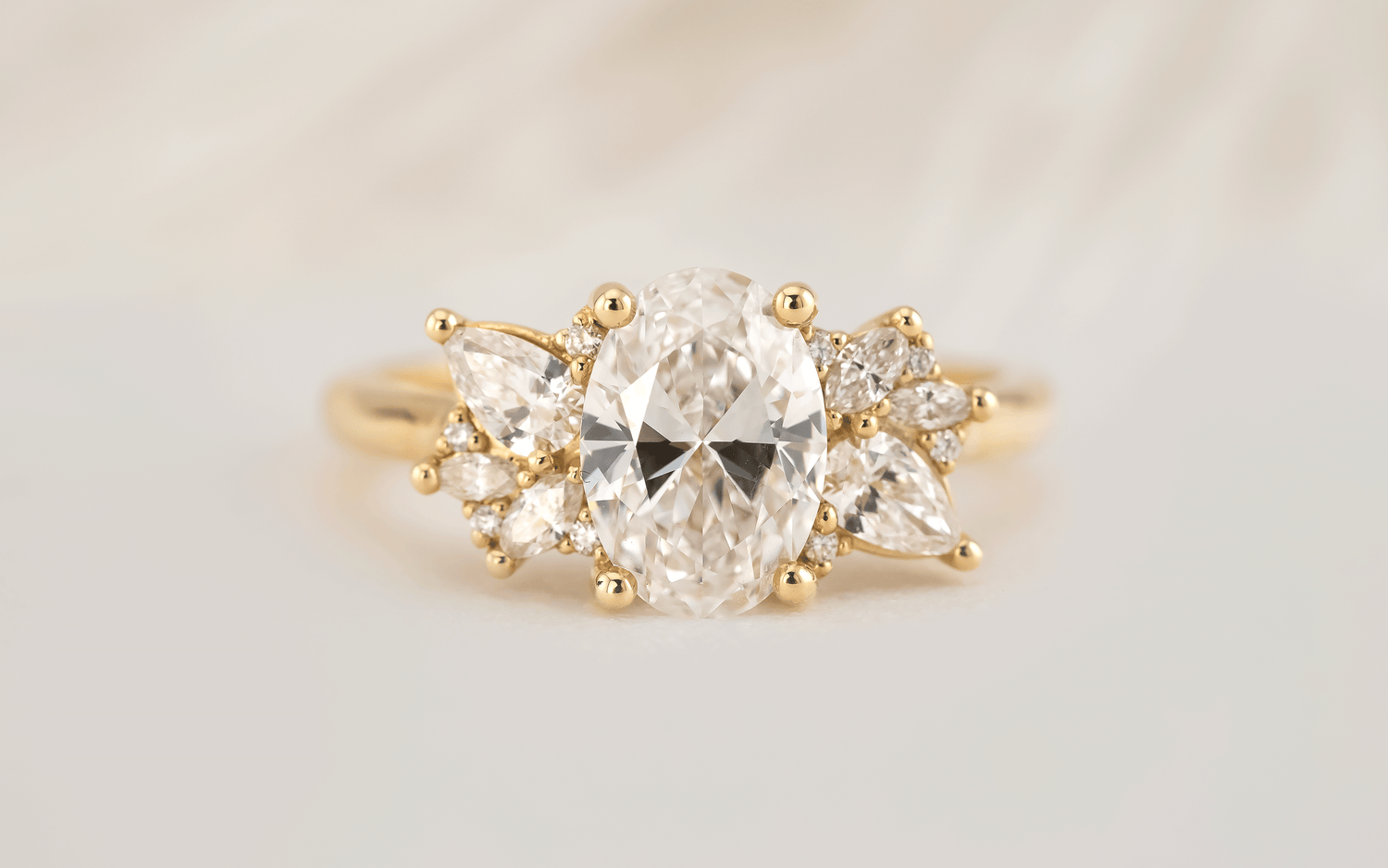 The All Diamond Fleur Ring | Oval Diamond