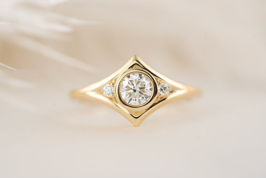 The Roxy Ring | Diamond - Lavender Creek Gems 