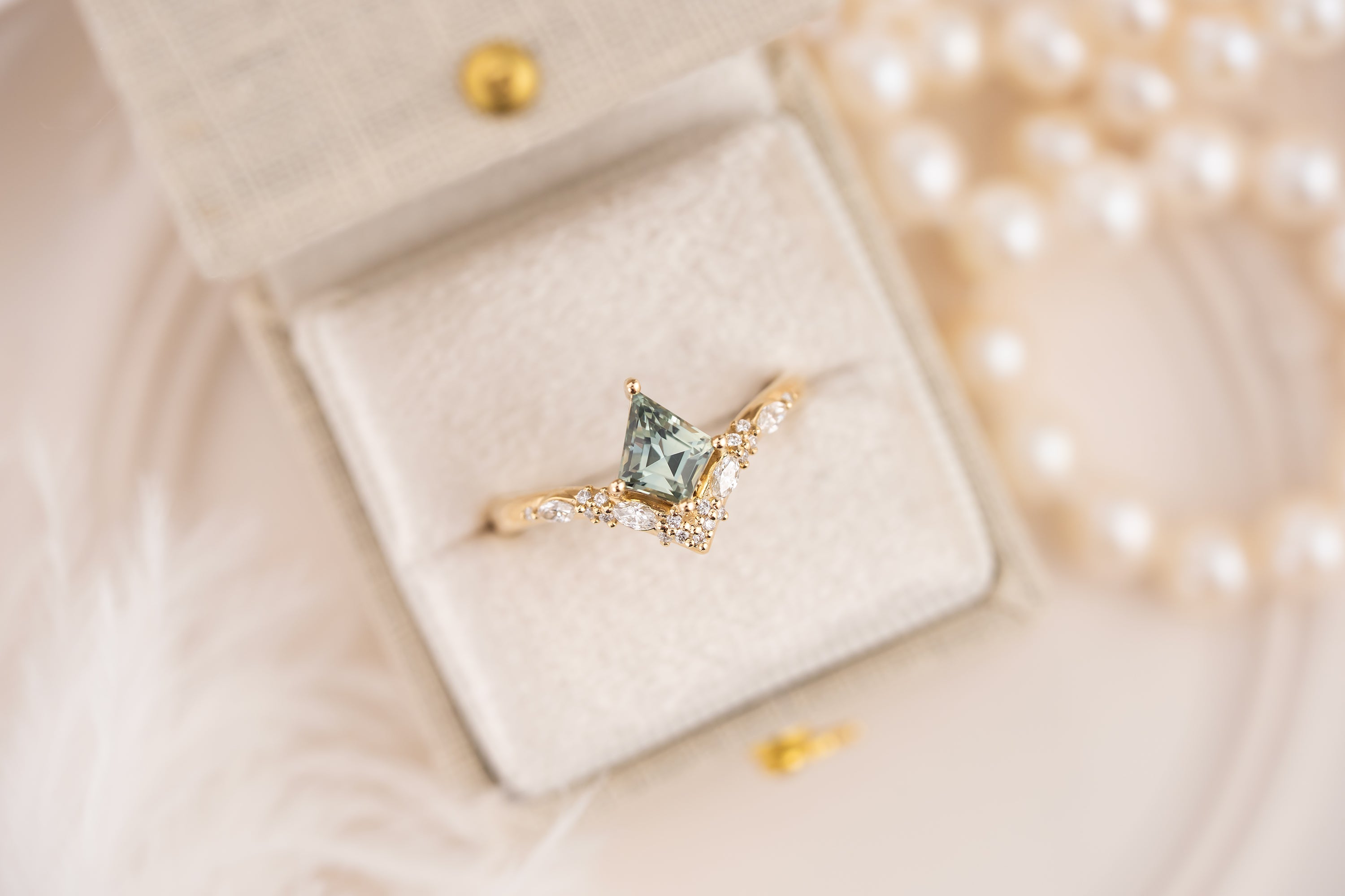 The Oracle Ring | 0.8 CT Kite Teal Sapphire - Lavender Creek Gems 