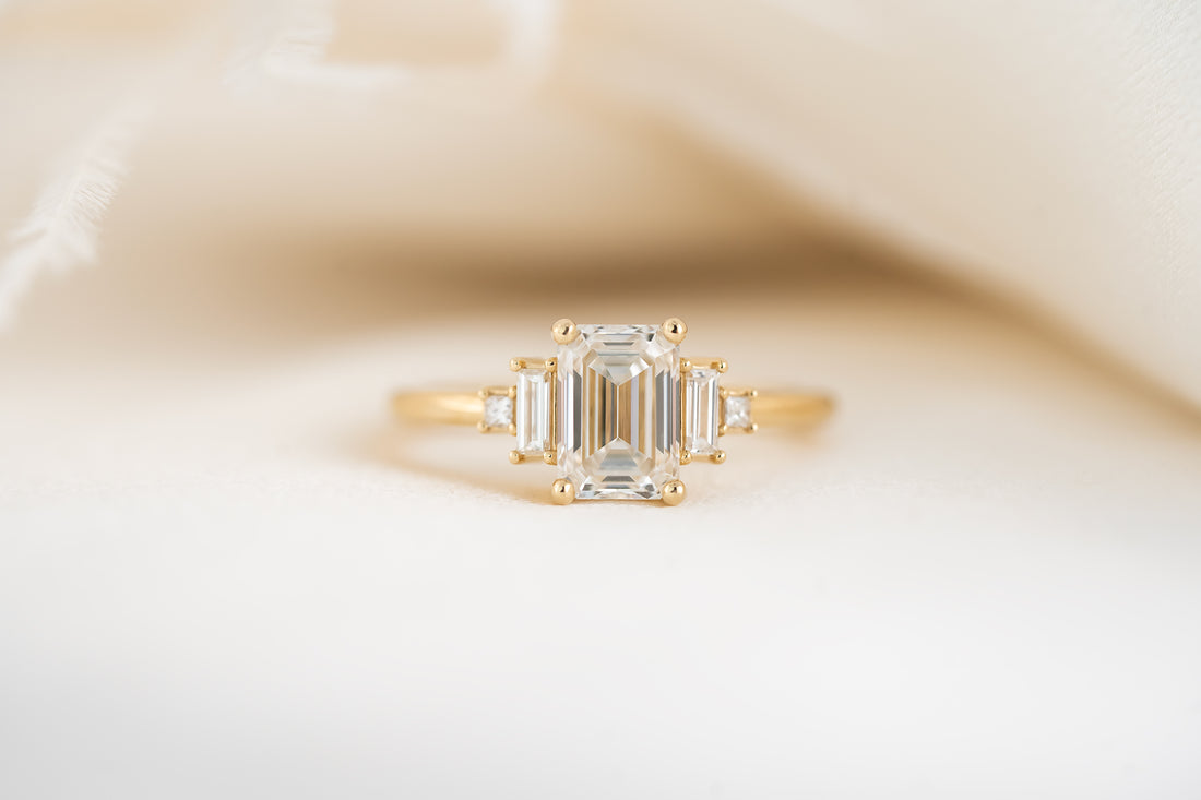 The Mira Ring | Emerald Cut Diamond