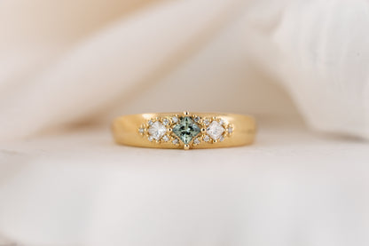 The Astral Ring | Princess Cut